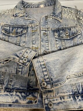 GUC Pearl-Embellished Light Wash Denim Jacket, size S